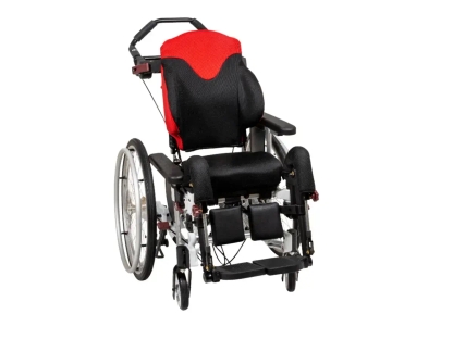 כיסא גלגלים עם מנגנונים מיוחדים בהתאמה אישית לילדים– Netti