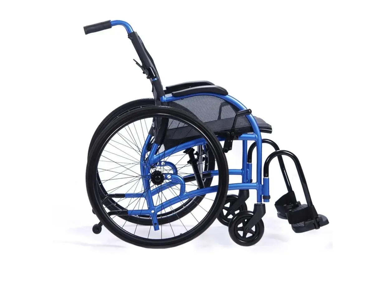 כסא גלגלים קל משקל Strongback