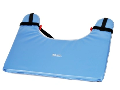 שולחן קשיח מרופד לכסא גלגלים